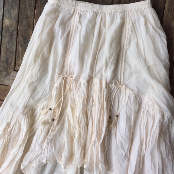 🌿 Spell Seashell Ruched Skirt Size M - Picture 7 of 8